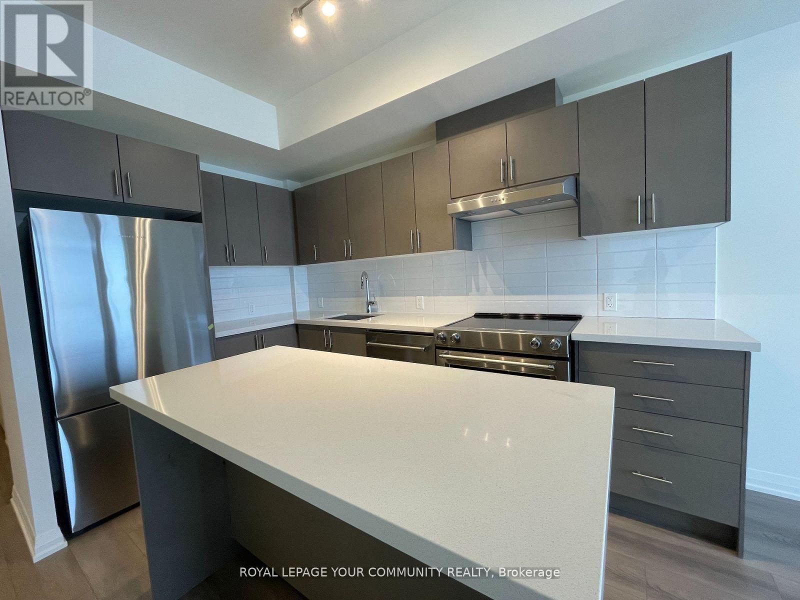 1807 - 8960 Jane Street, Vaughan, Ontario  L4K 0N9 - Photo 4 - N12490576