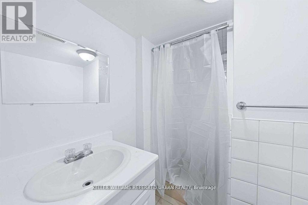 Lower - 86 Morgan Avenue, Markham, Ontario  L3T 1R4 - Photo 5 - N12490588