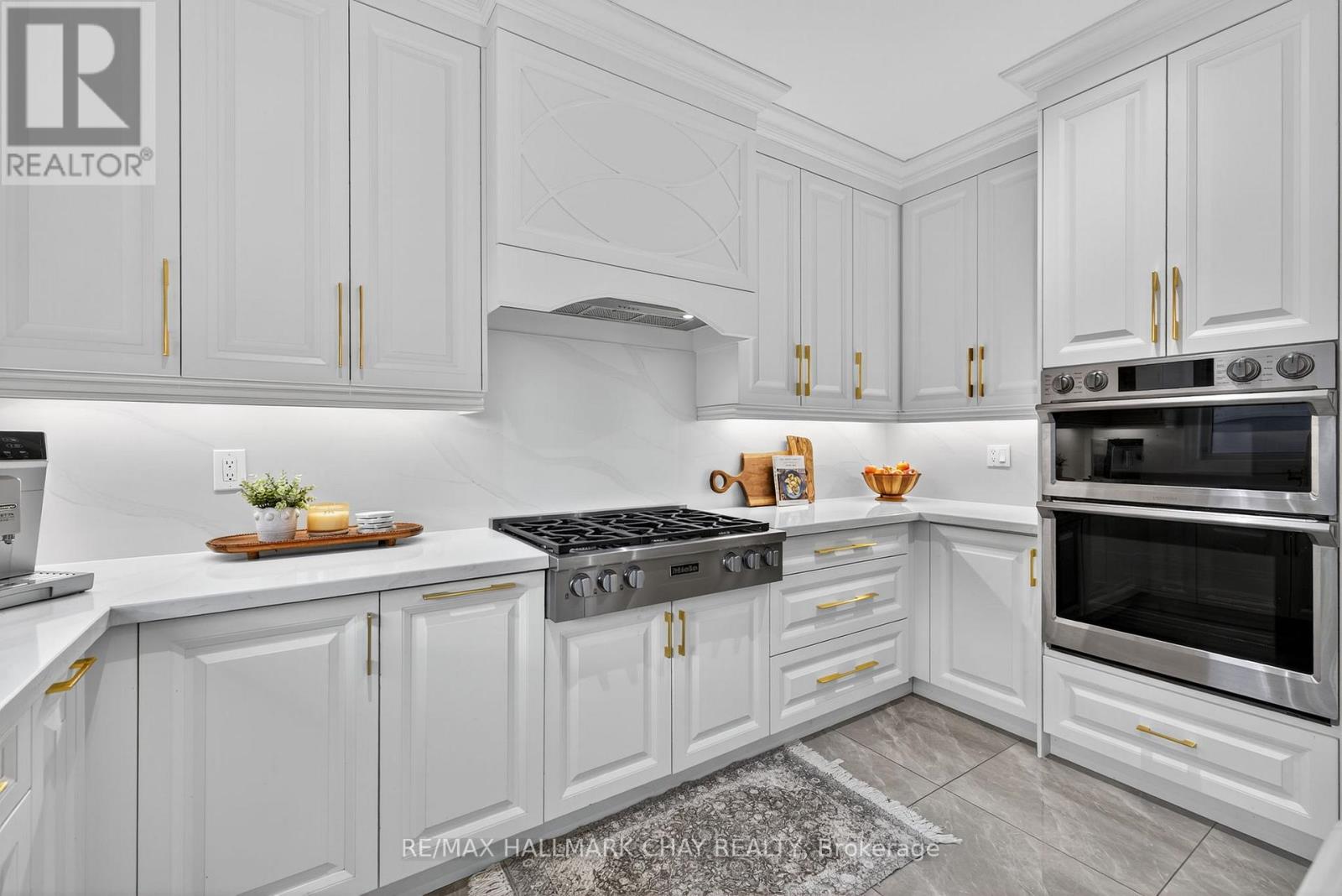 160 Golden Gate Circle, Vaughan, Ontario  L4H 1N6 - Photo 10 - N12490628