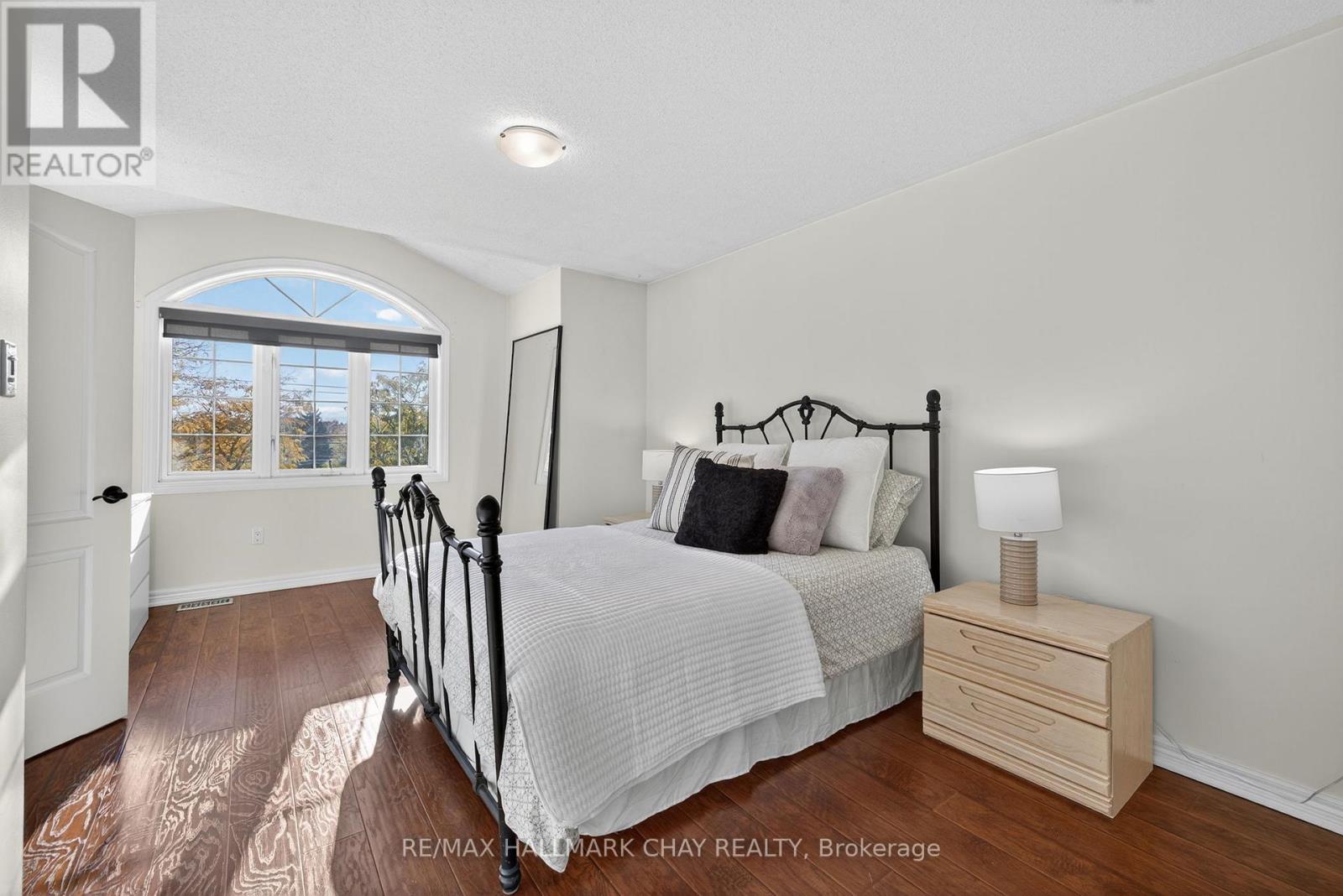 160 Golden Gate Circle, Vaughan, Ontario  L4H 1N6 - Photo 28 - N12490628