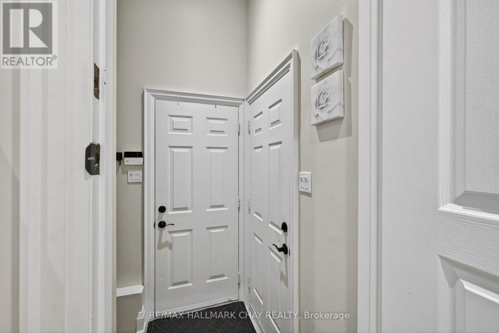 160 Golden Gate Circle, Vaughan, Ontario  L4H 1N6 - Photo 33 - N12490628