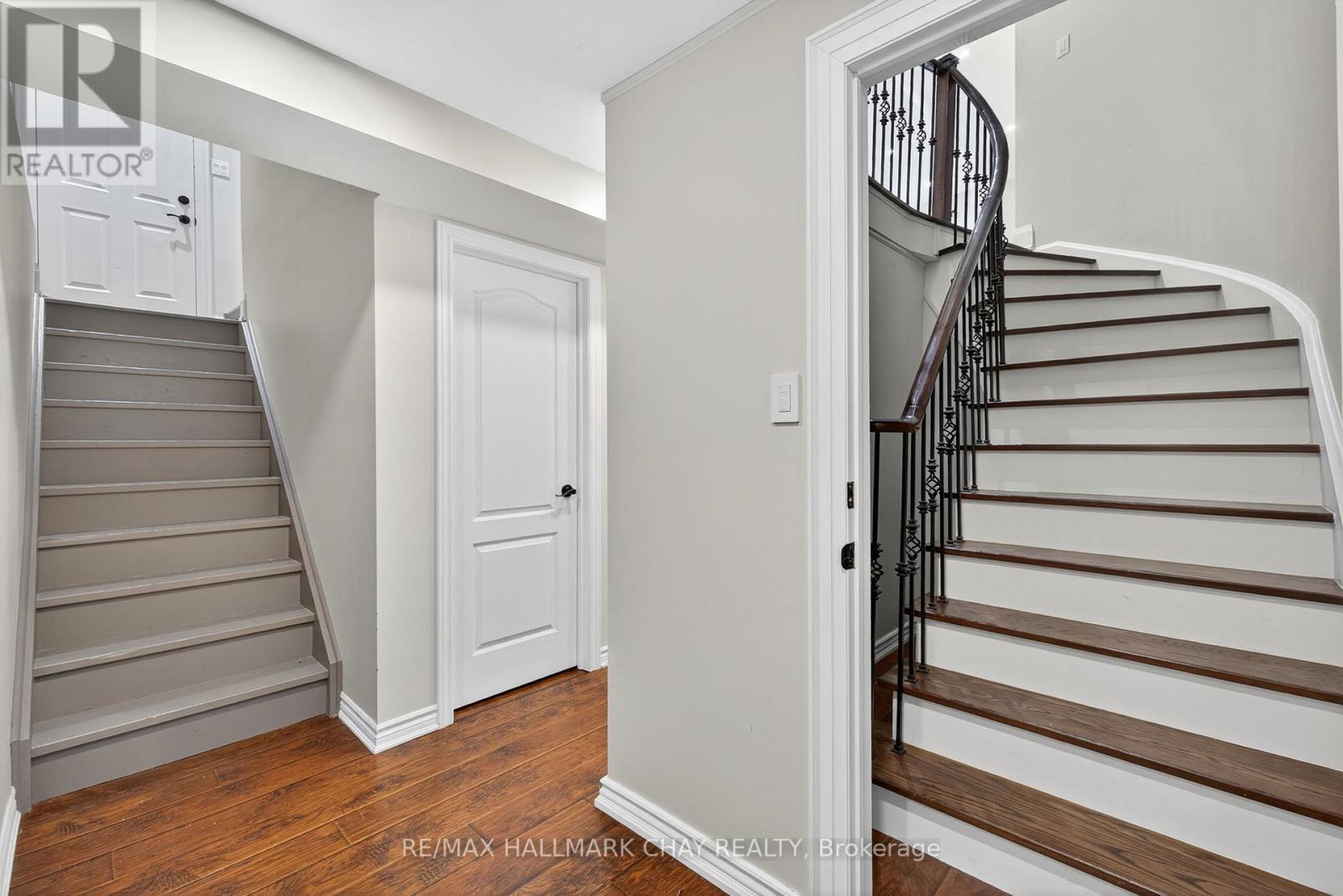 160 Golden Gate Circle, Vaughan, Ontario  L4H 1N6 - Photo 34 - N12490628