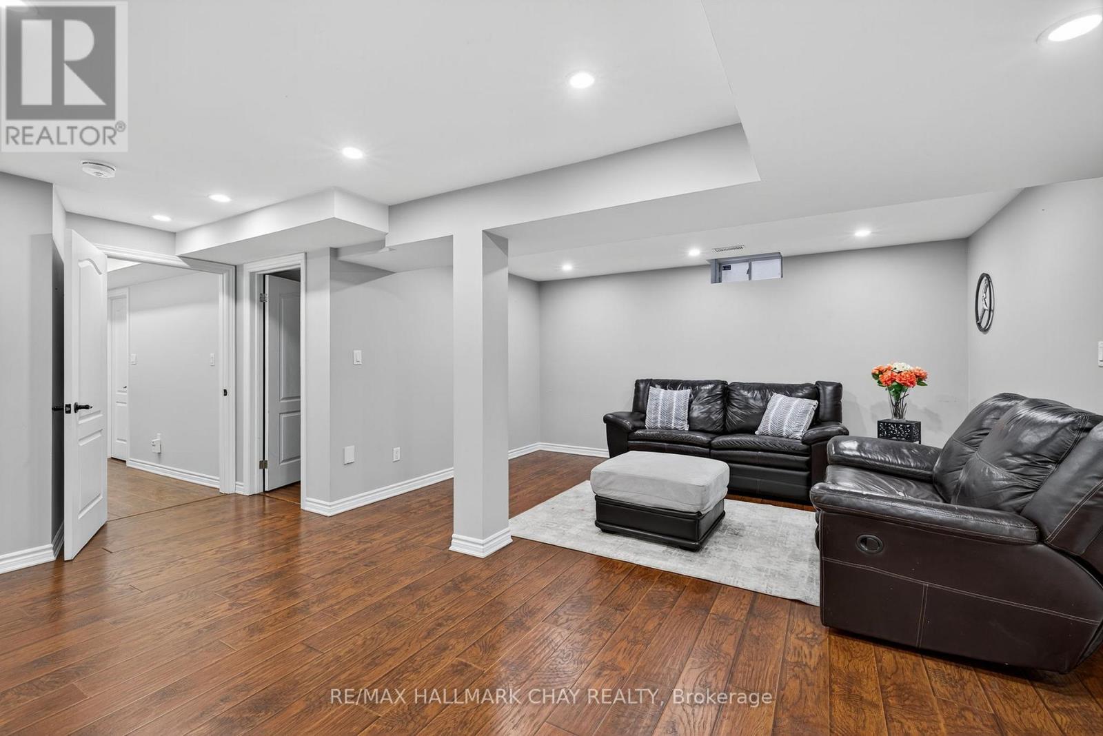 160 Golden Gate Circle, Vaughan, Ontario  L4H 1N6 - Photo 36 - N12490628