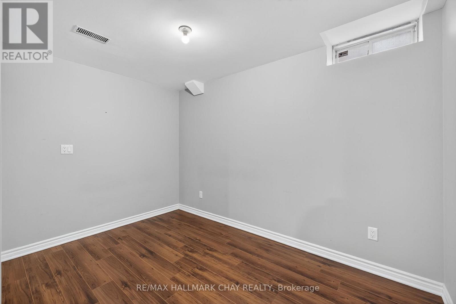 160 Golden Gate Circle, Vaughan, Ontario  L4H 1N6 - Photo 37 - N12490628