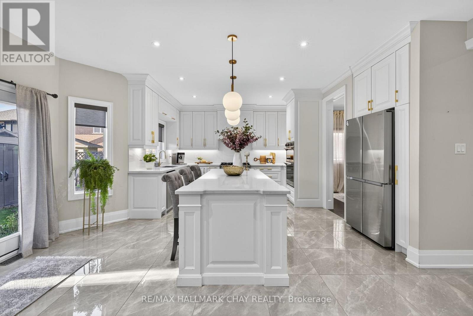 160 Golden Gate Circle, Vaughan, Ontario  L4H 1N6 - Photo 6 - N12490628