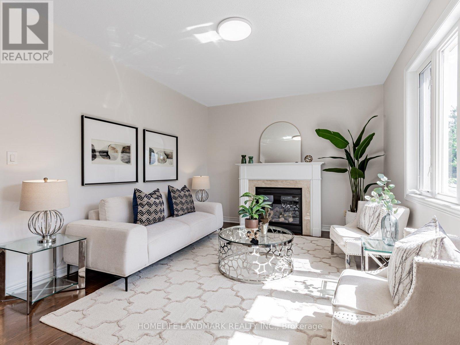 3 Wintam Place, Markham, Ontario  L6C 0E3 - Photo 6 - N12490664