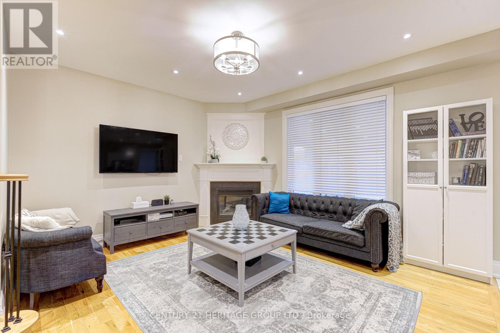 530 Vellore Woods Boulevard, Vaughan, Ontario  L4H 2W3 - Photo 5 - N12490684