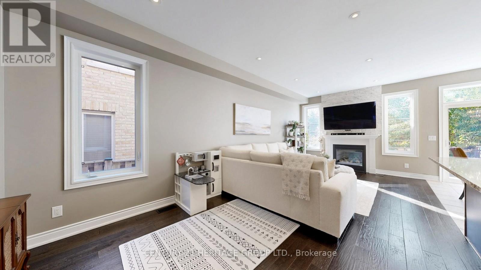 124 Lacewood Drive, Richmond Hill, Ontario  L4S 0E5 - Photo 11 - N12490708