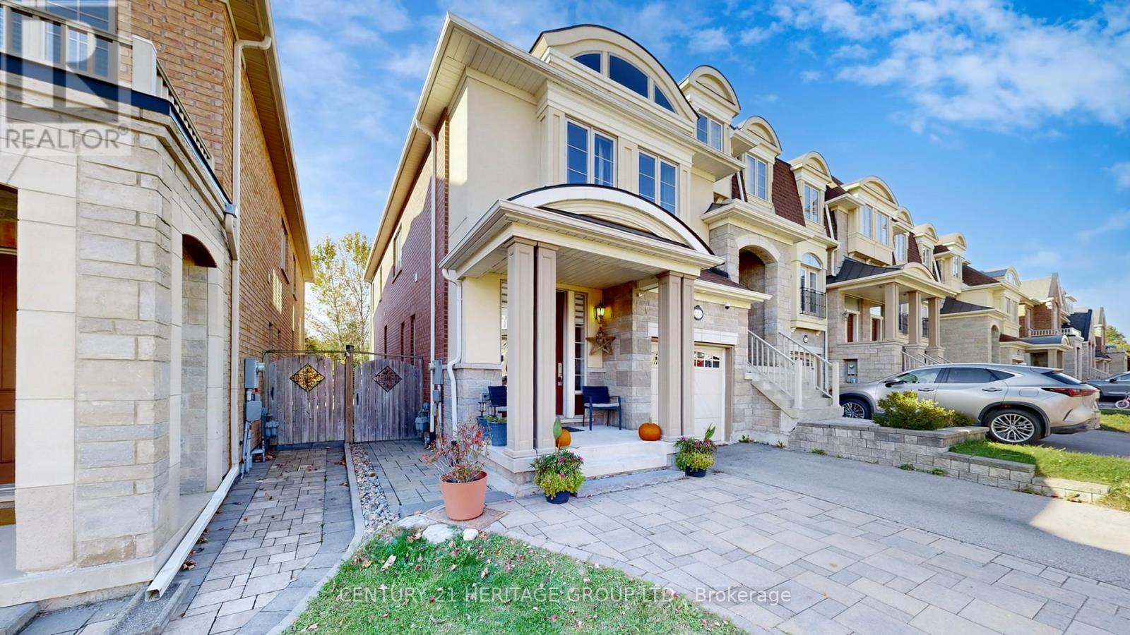 124 Lacewood Drive, Richmond Hill, Ontario  L4S 0E5 - Photo 2 - N12490708