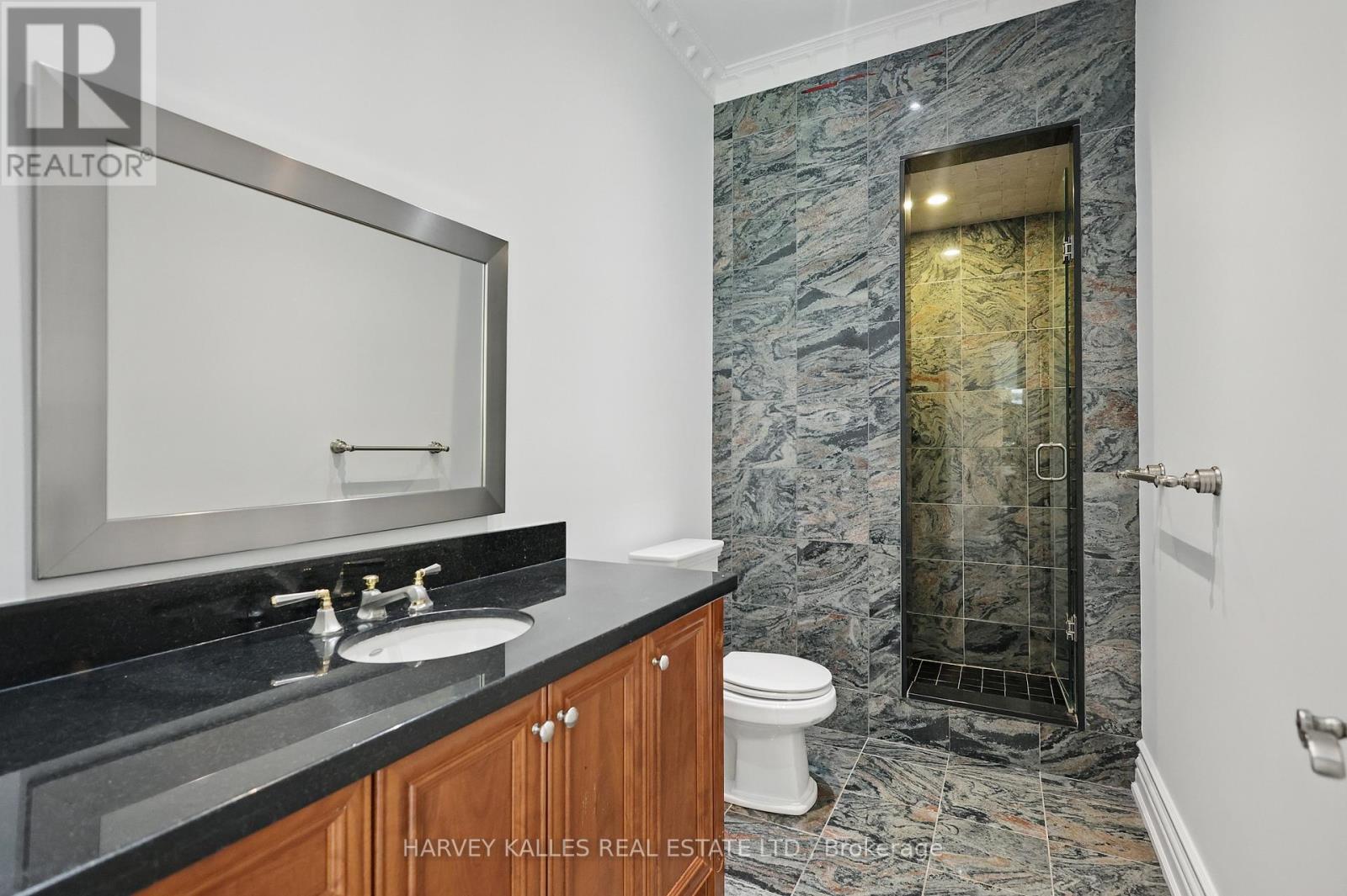 443 Dearbourne Avenue, King, Ontario  L7B 1A3 - Photo 31 - N12490732