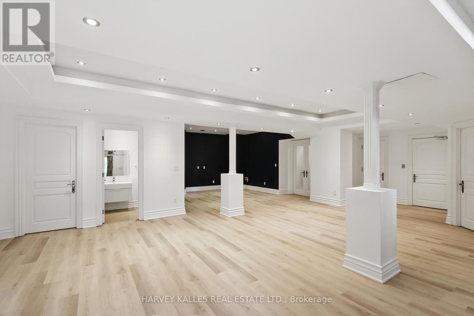 443 Dearbourne Avenue, King, Ontario  L7B 1A3 - Photo 33 - N12490732