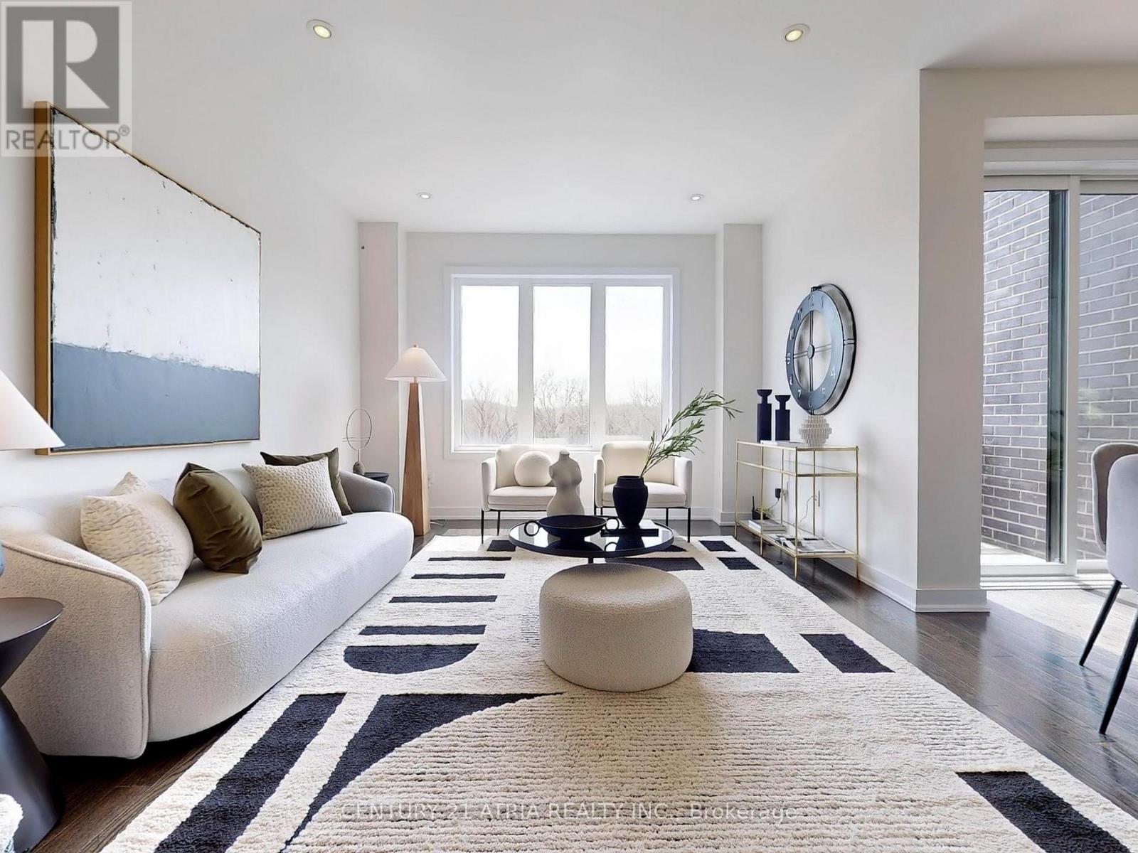 105 Anchusa Drive, Richmond Hill, Ontario  L4E 1C5 - Photo 3 - N12490788