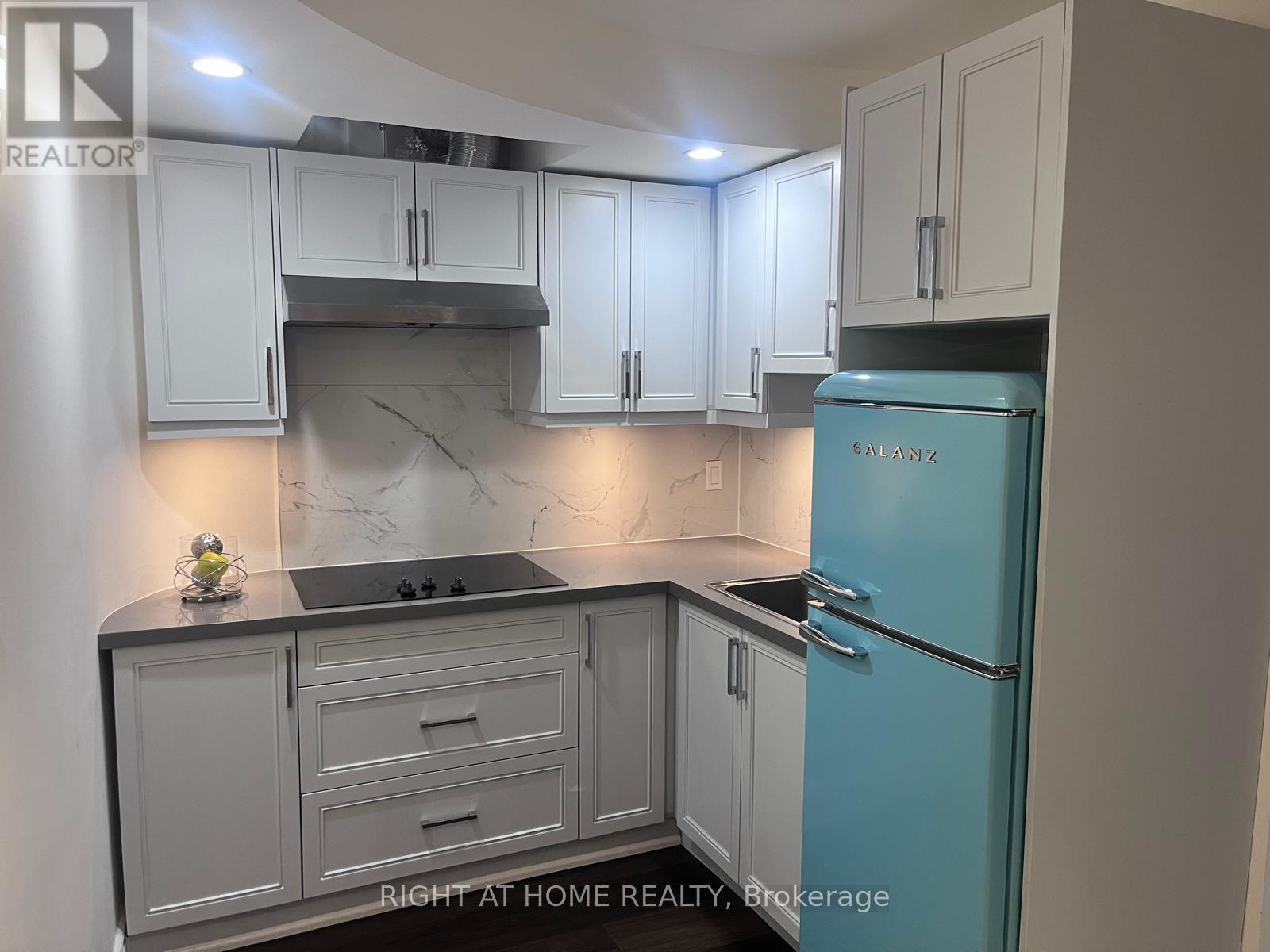 187 Redstone Road, Richmond Hill, Ontario  L4S 1X7 - Photo 7 - N12490812