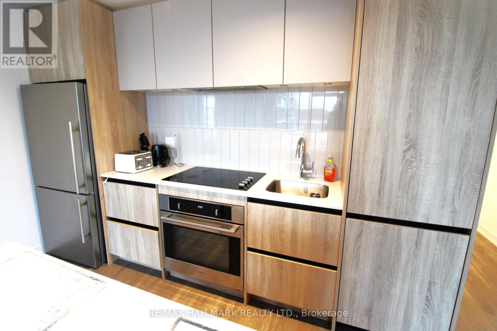 826 - 7950 Bathurst Street, Vaughan, Ontario  L4J 0L4 - Photo 5 - N12490824