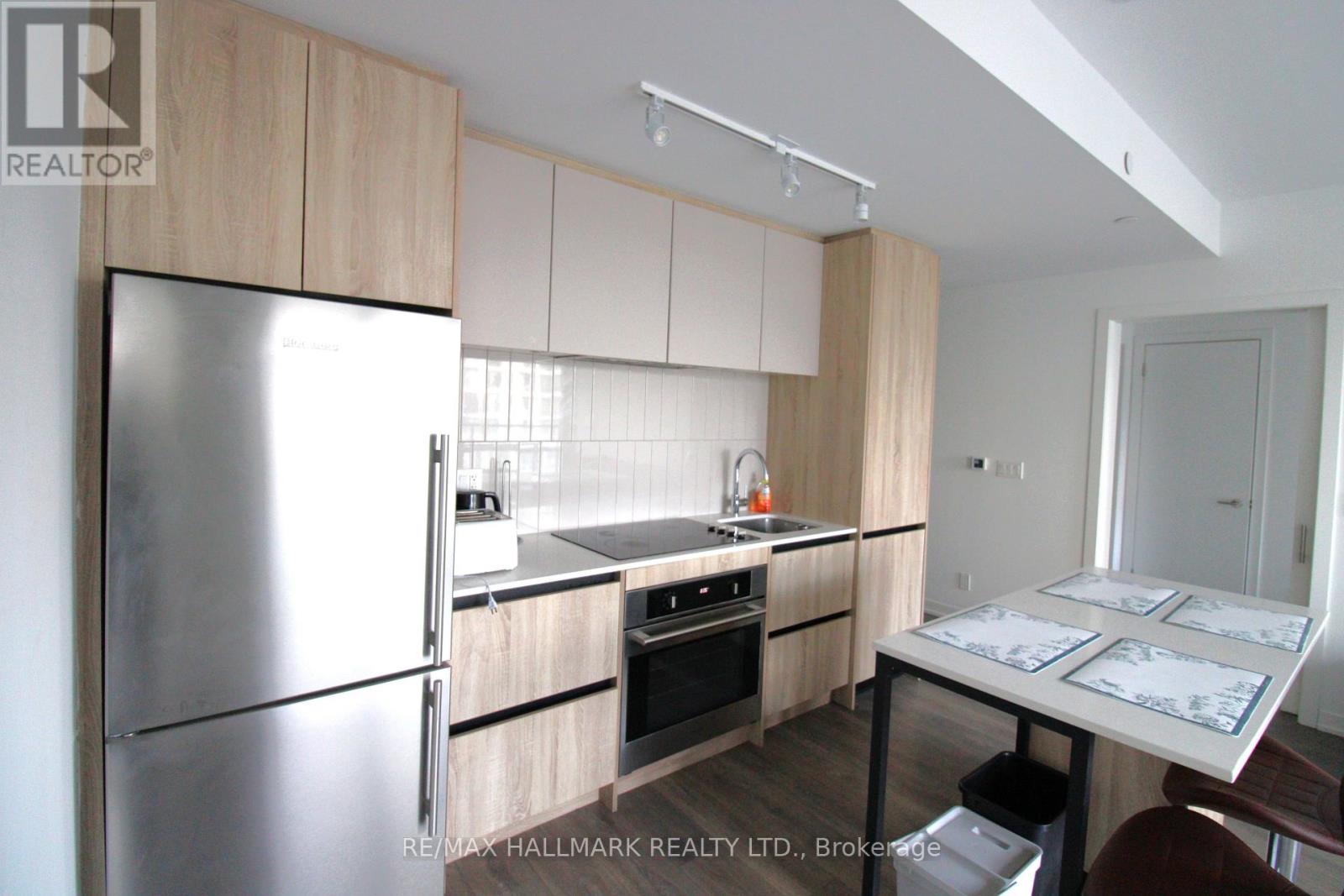 826 - 7950 Bathurst Street, Vaughan, Ontario  L4J 0L4 - Photo 7 - N12490824