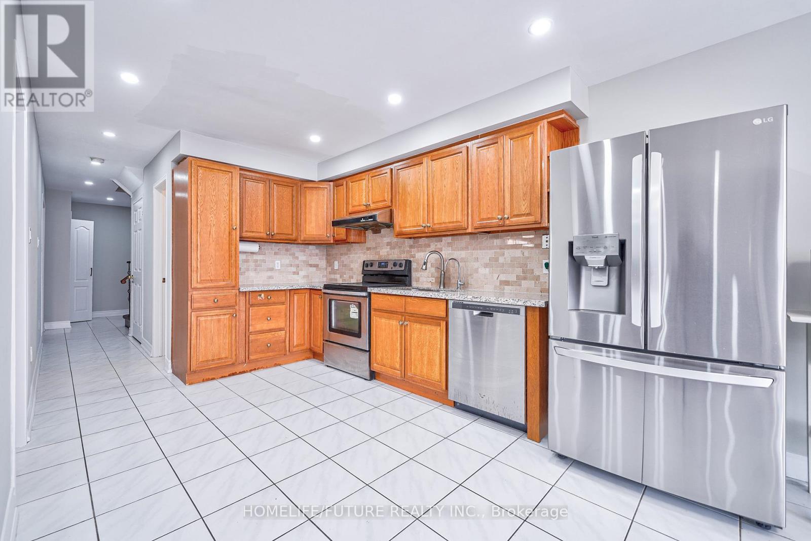 Main - 74 Kruger Road, Markham, Ontario  L3S 3Y7 - Photo 15 - N12490836