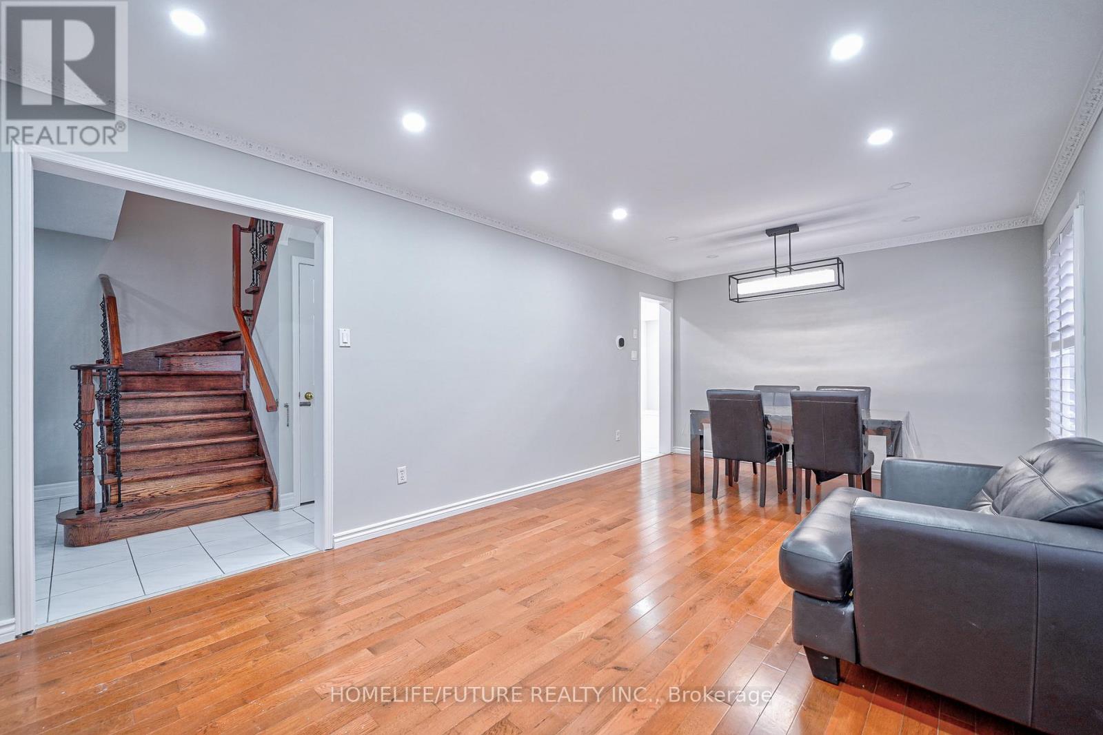 Main - 74 Kruger Road, Markham, Ontario  L3S 3Y7 - Photo 9 - N12490836