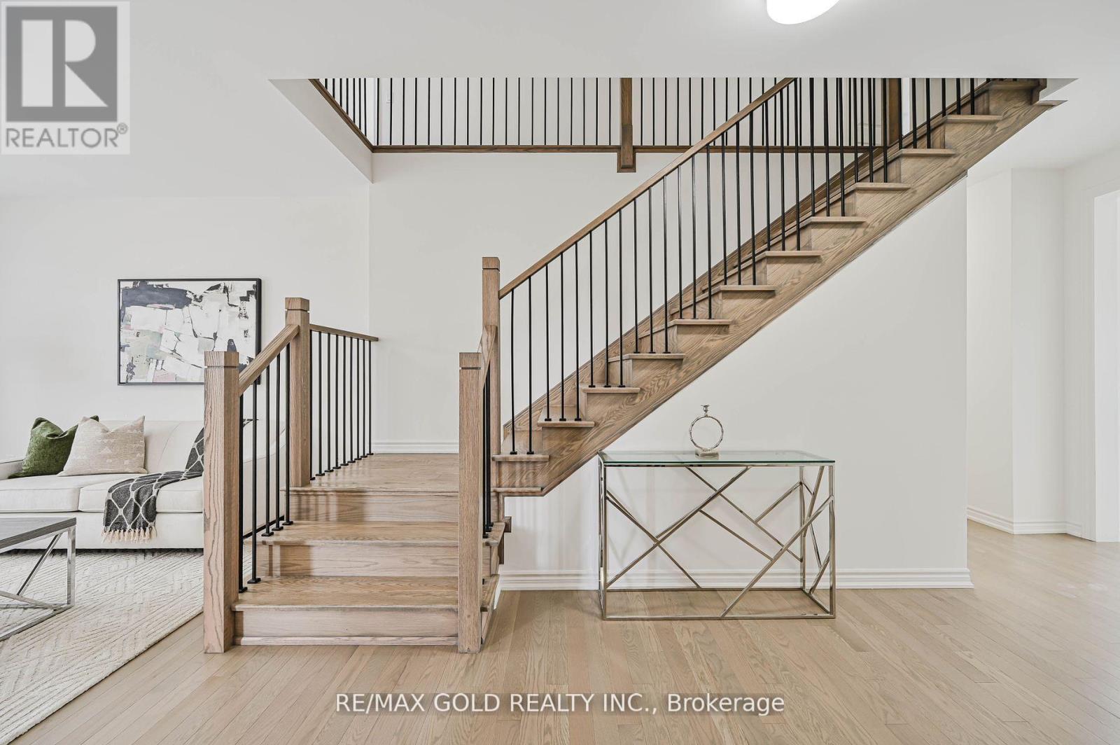 15 Sandhill Crescent, Adjala-Tosorontio (Colgan), Ontario  L0G 1W0 - Photo 12 - N12490838