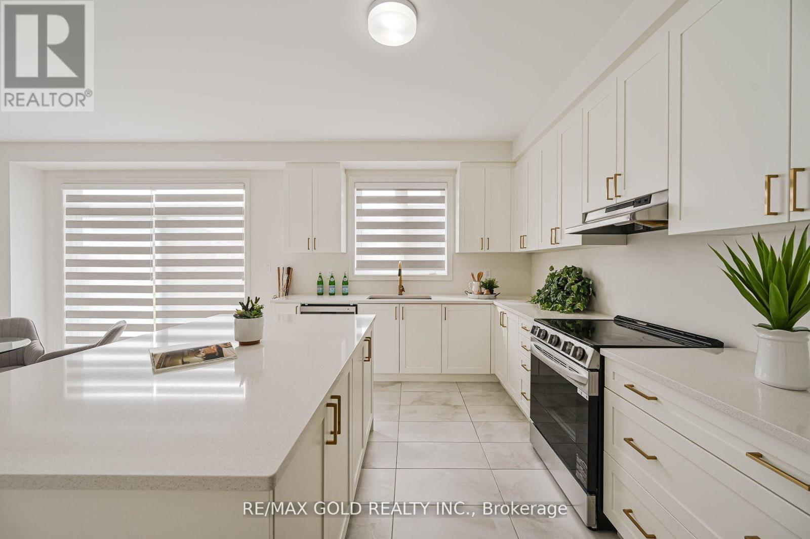 15 Sandhill Crescent, Adjala-Tosorontio (Colgan), Ontario  L0G 1W0 - Photo 24 - N12490838