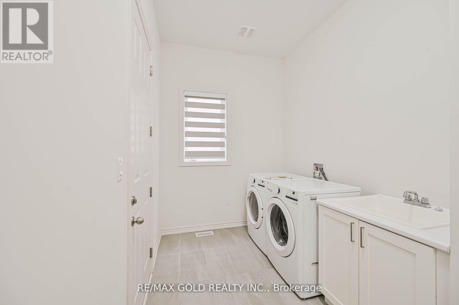 15 Sandhill Crescent, Adjala-Tosorontio (Colgan), Ontario  L0G 1W0 - Photo 27 - N12490838