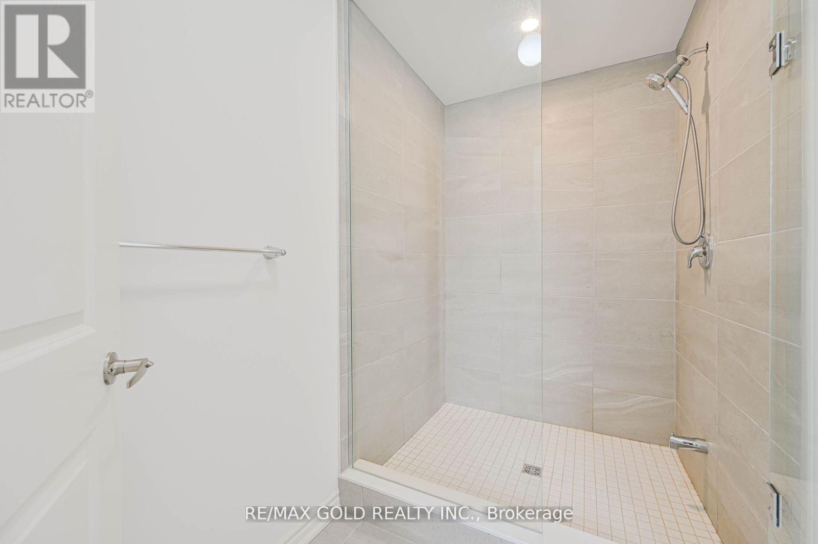 15 Sandhill Crescent, Adjala-Tosorontio (Colgan), Ontario  L0G 1W0 - Photo 39 - N12490838