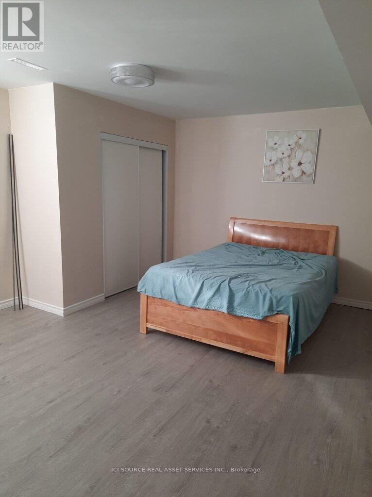 Lower - 8 Headford Avenue, Richmond Hill, Ontario  L4B 3V7 - Photo 8 - N12490842