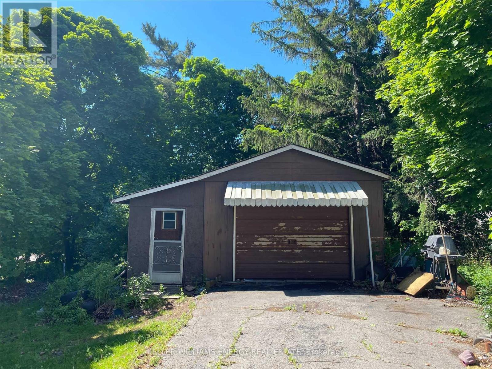 193 Bloor Street W, Oshawa, Ontario L1J 1P5 - Photo 6 - E12030073