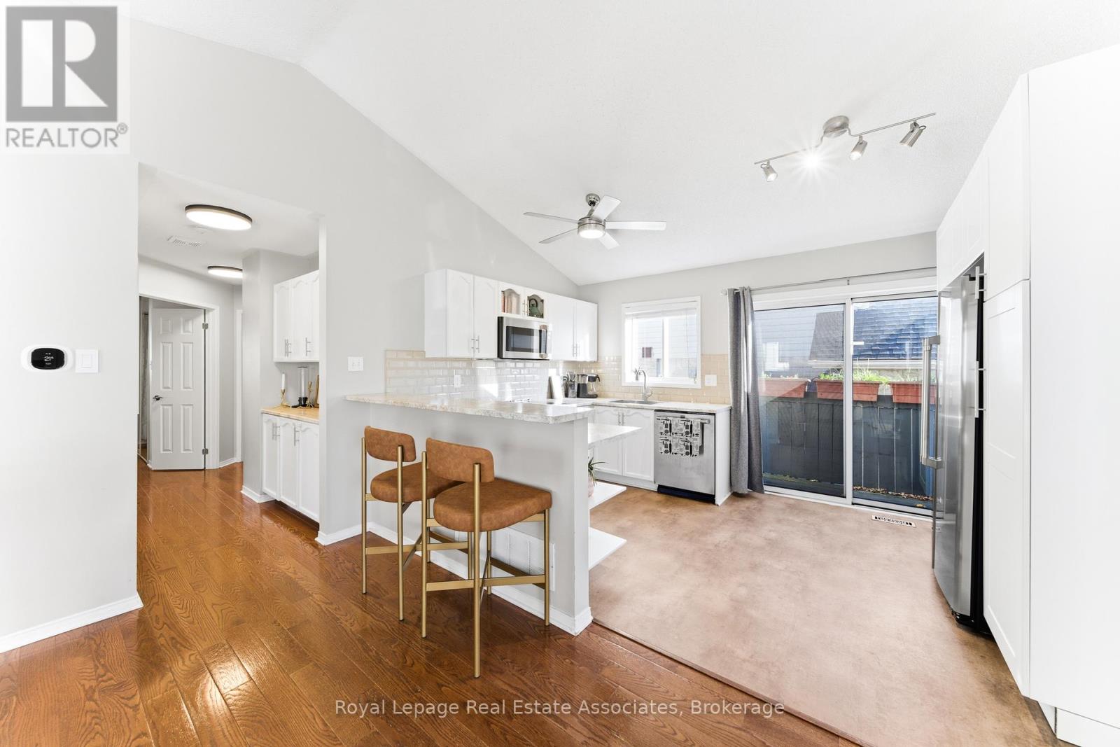 118 Copeman Crescent, Barrie, Ontario  L4N 8B3 - Photo 15 - S12490580