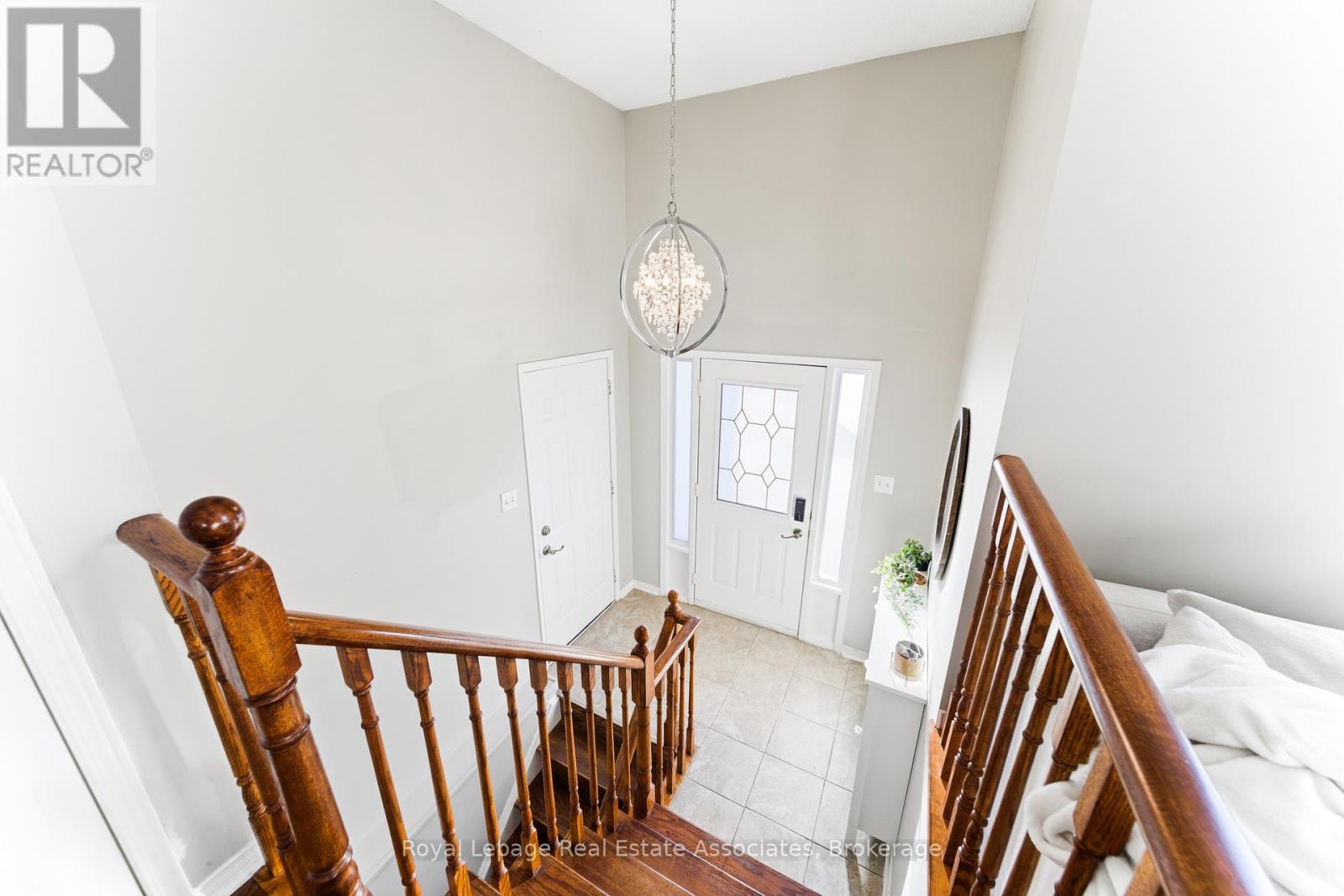 118 Copeman Crescent, Barrie, Ontario  L4N 8B3 - Photo 5 - S12490580