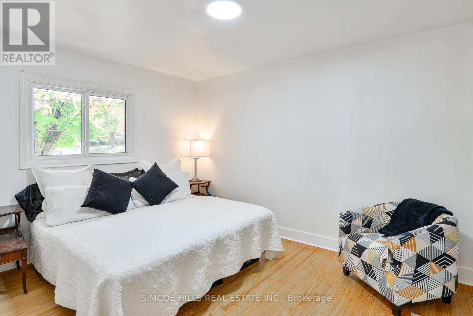 106 North Street W, Orillia, Ontario  L3V 3S8 - Photo 12 - S12490682