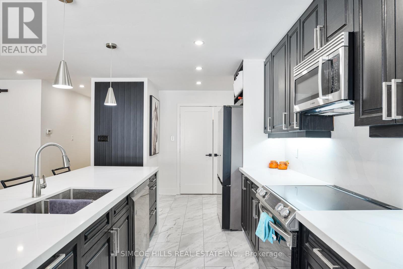 106 North Street W, Orillia, Ontario  L3V 3S8 - Photo 8 - S12490682