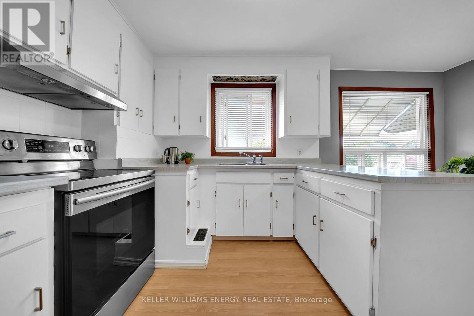 607 Newman Crescent, Whitby, Ontario  L1N 1M7 - Photo 8 - E12425546