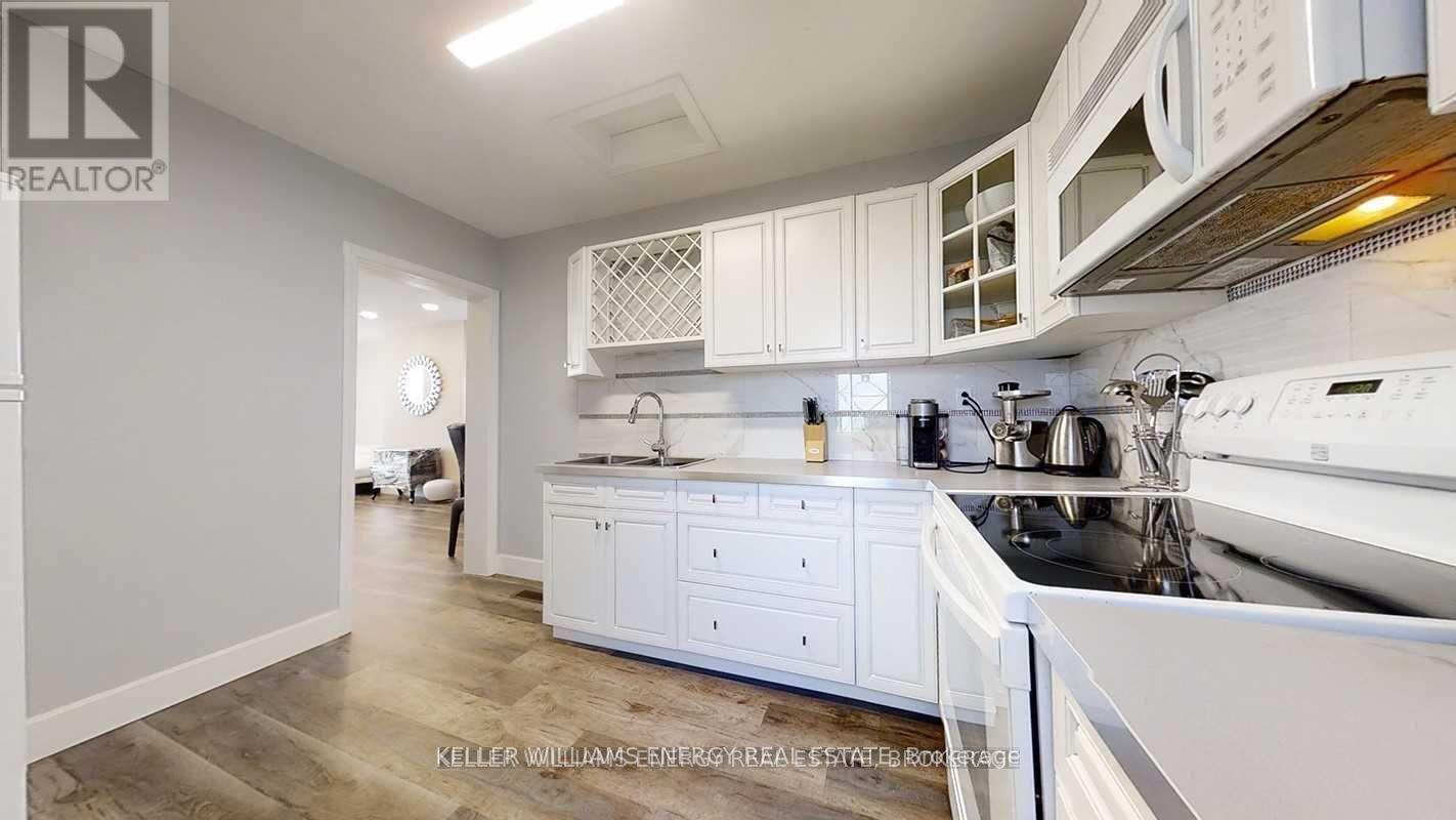 1692 Central Street, Pickering, Ontario  L1Y 1B2 - Photo 4 - E12429642