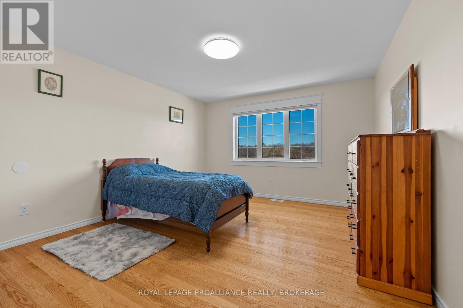 103 Hineman Street, Kingston (City North Of 401), Ontario  K7L 0G2 - Photo 26 - X12490918