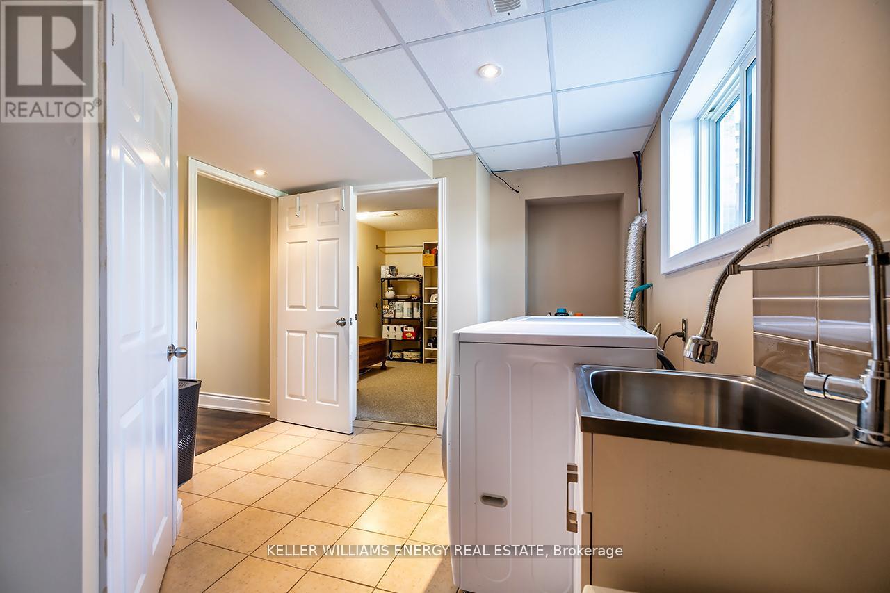 623 Dunrobin Court, Oshawa, Ontario  L1J 7P2 - Photo 35 - E12433315