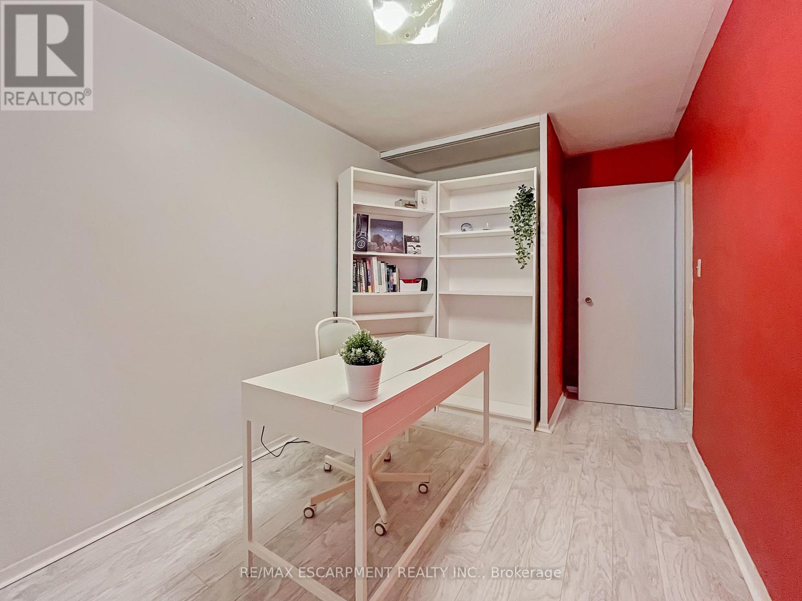 723 - 350 Quigley Road, Hamilton, Ontario  L8K 5N2 - Photo 10 - X12490430