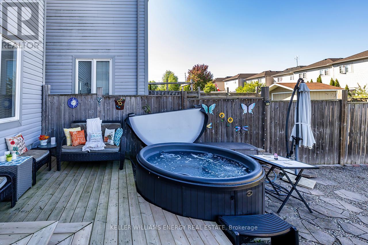 8 Bagnell Crescent, Clarington, Ontario  L1C 5P9 - Photo 27 - E12436509