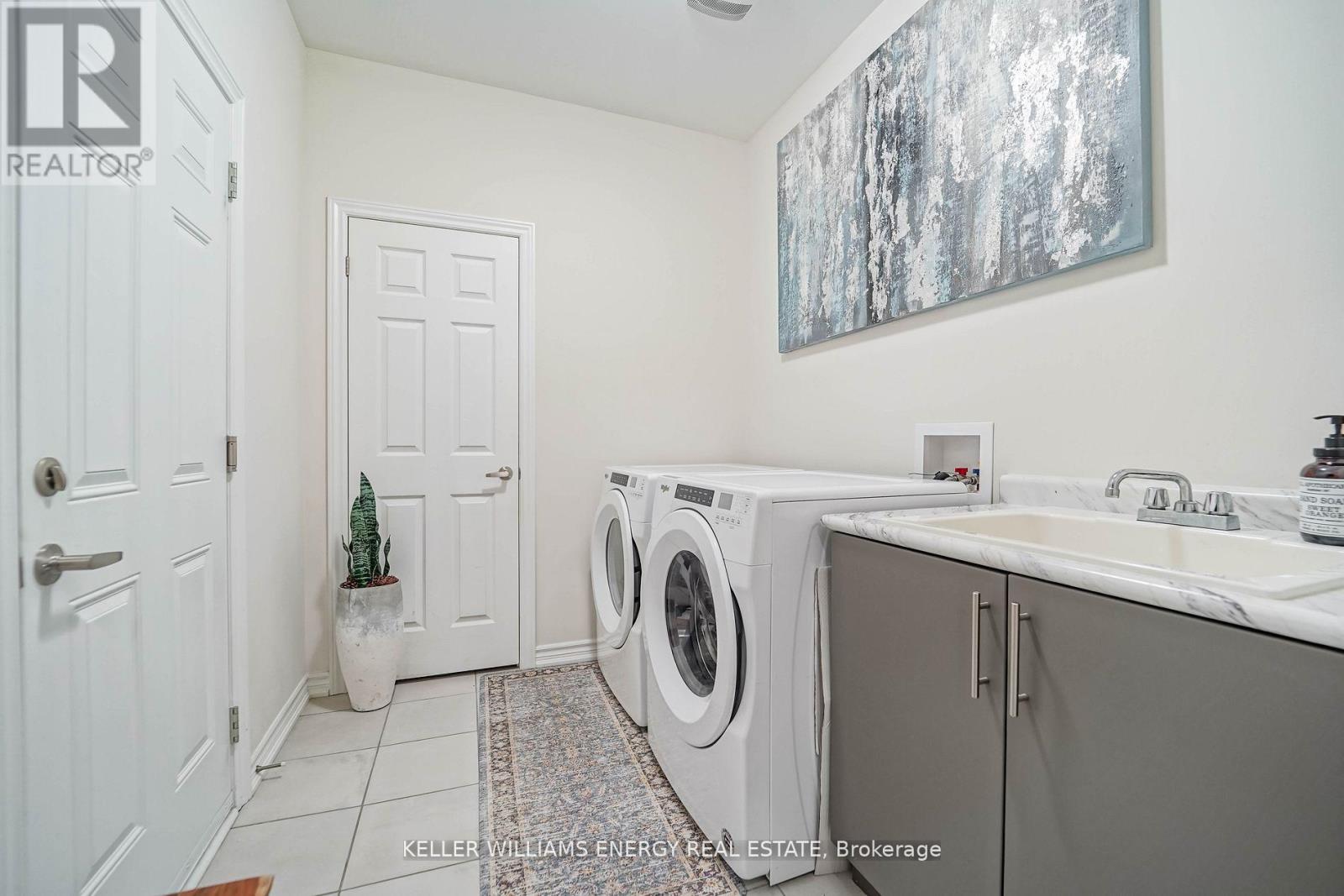 23 Crombie Street, Clarington, Ontario  L1C 4A1 - Photo 6 - E12442910