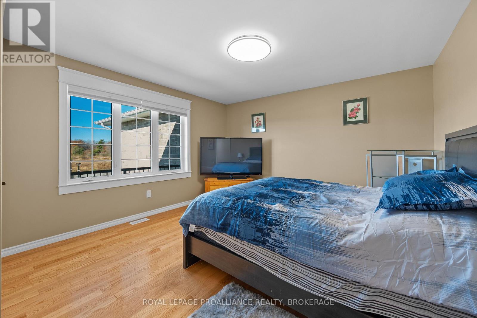 103 Hineman Street, Kingston (City North Of 401), Ontario  K7L 0G2 - Photo 24 - X12490918