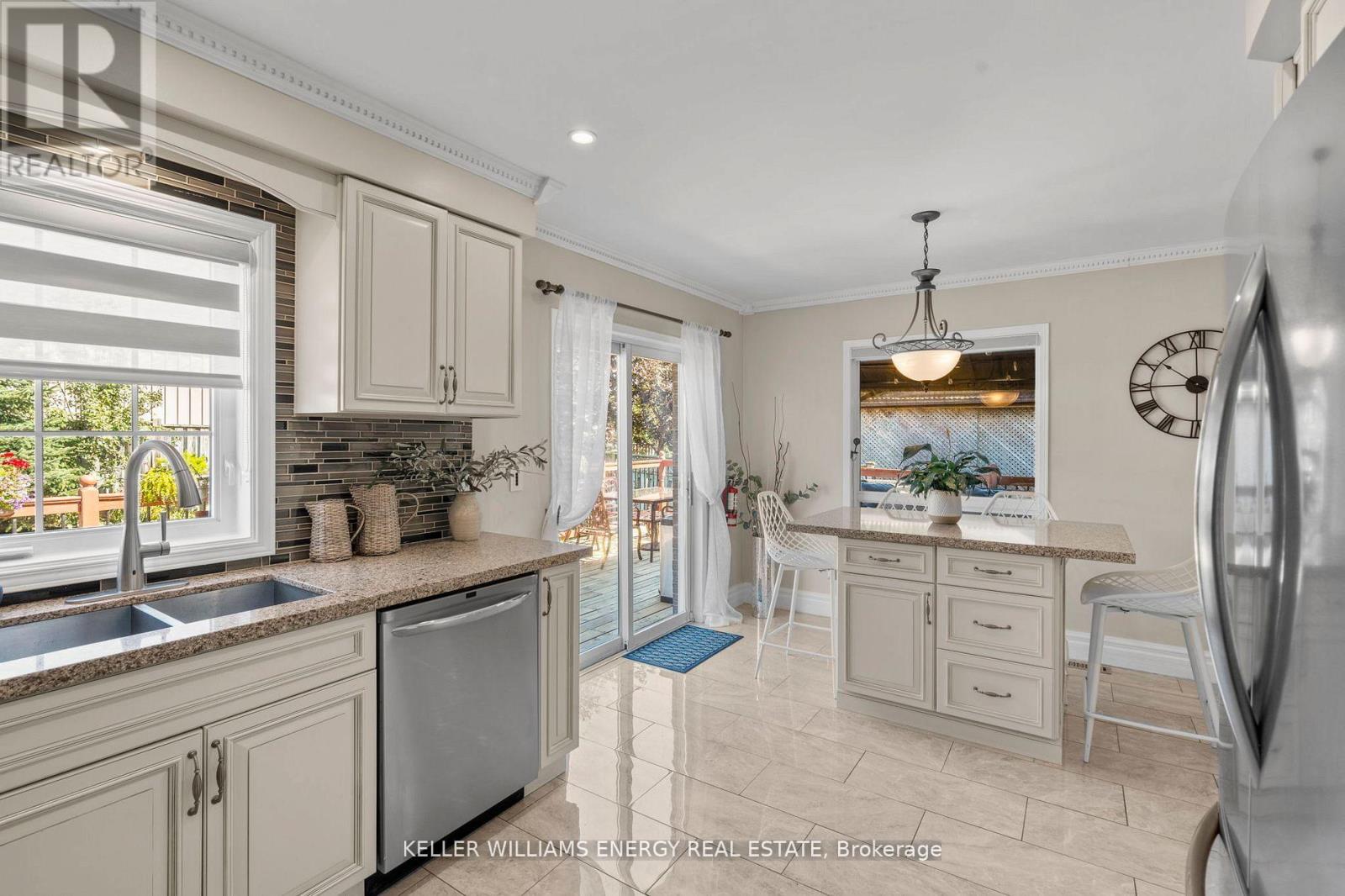 77 James Rowe Court, Whitby, Ontario  L1R 2Y3 - Photo 18 - E12446799