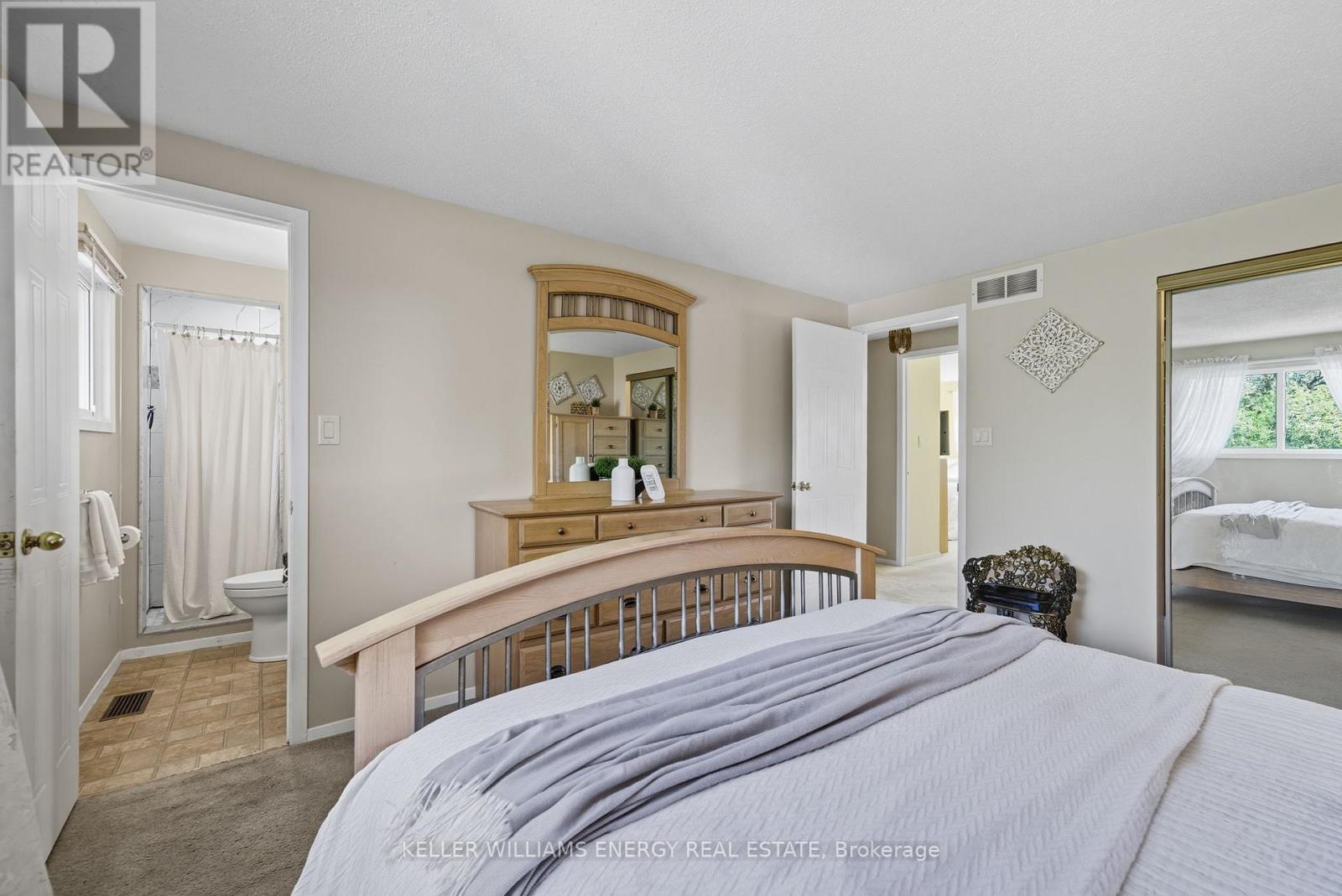 872 Mount Allan Avenue, Oshawa, Ontario  L1J 7M7 - Photo 10 - E12454667