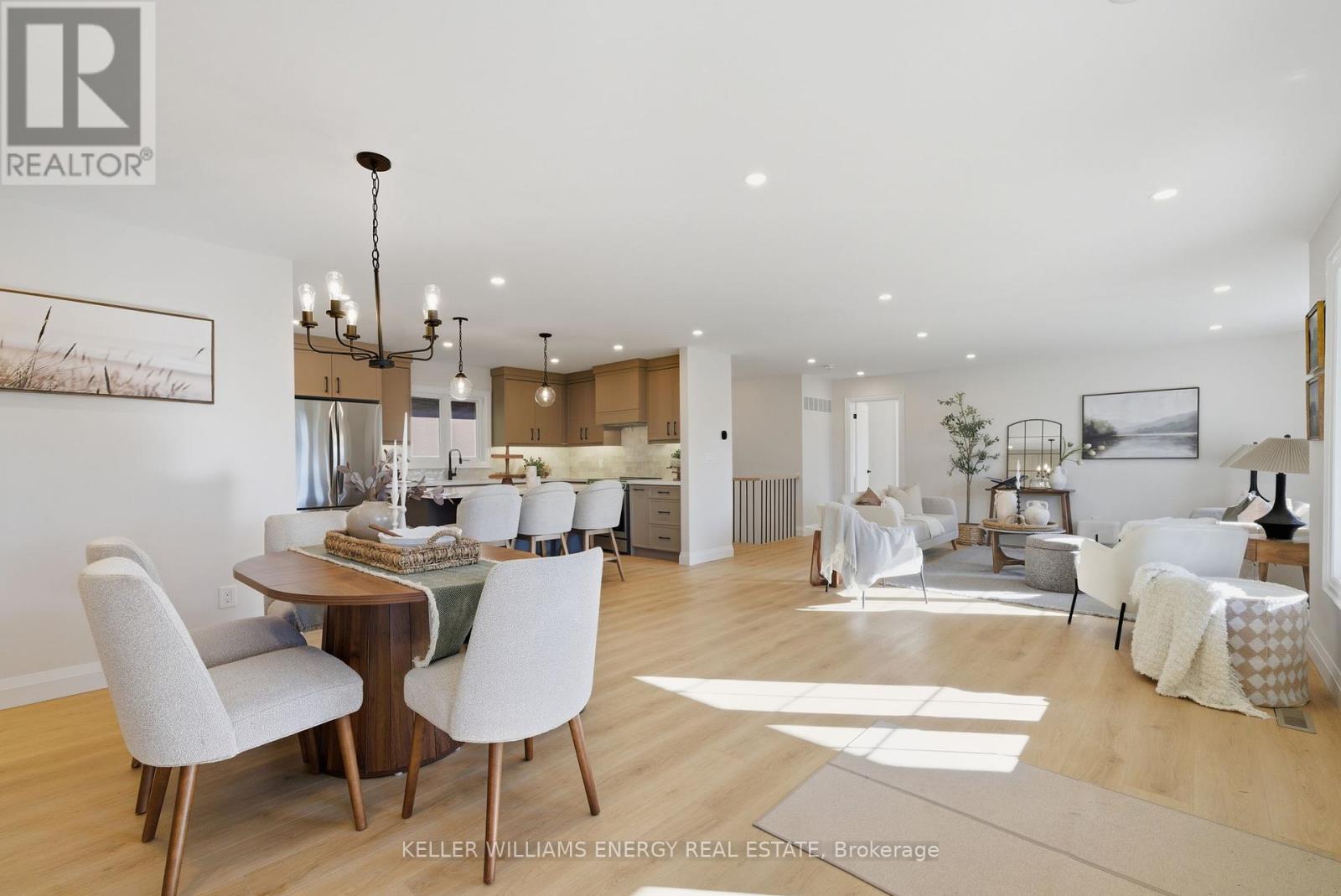 Property at 476 BEURLING AVENUE image 5