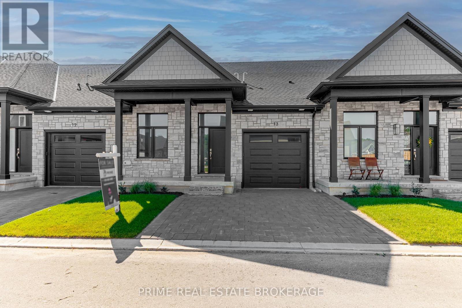 4 - 62 COMPASS TRAIL, Central Elgin, Ontario