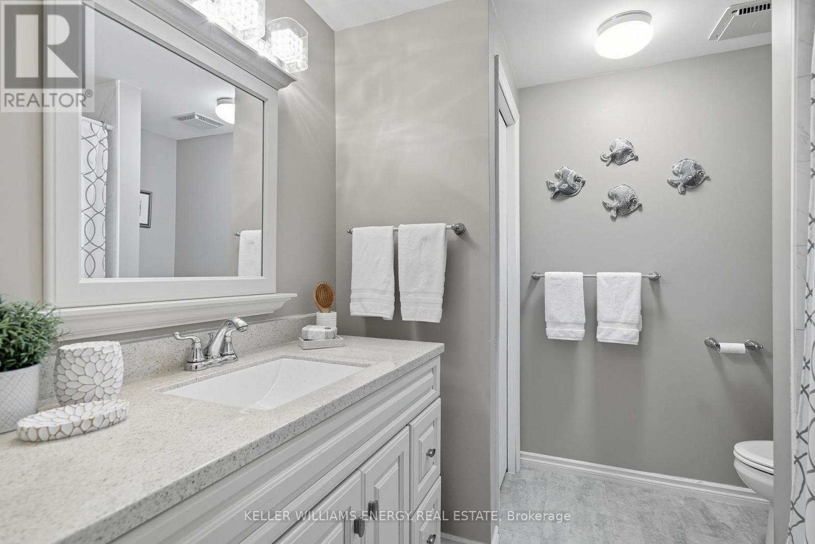 872 Mount Allan Avenue, Oshawa, Ontario  L1J 7M7 - Photo 13 - E12454667