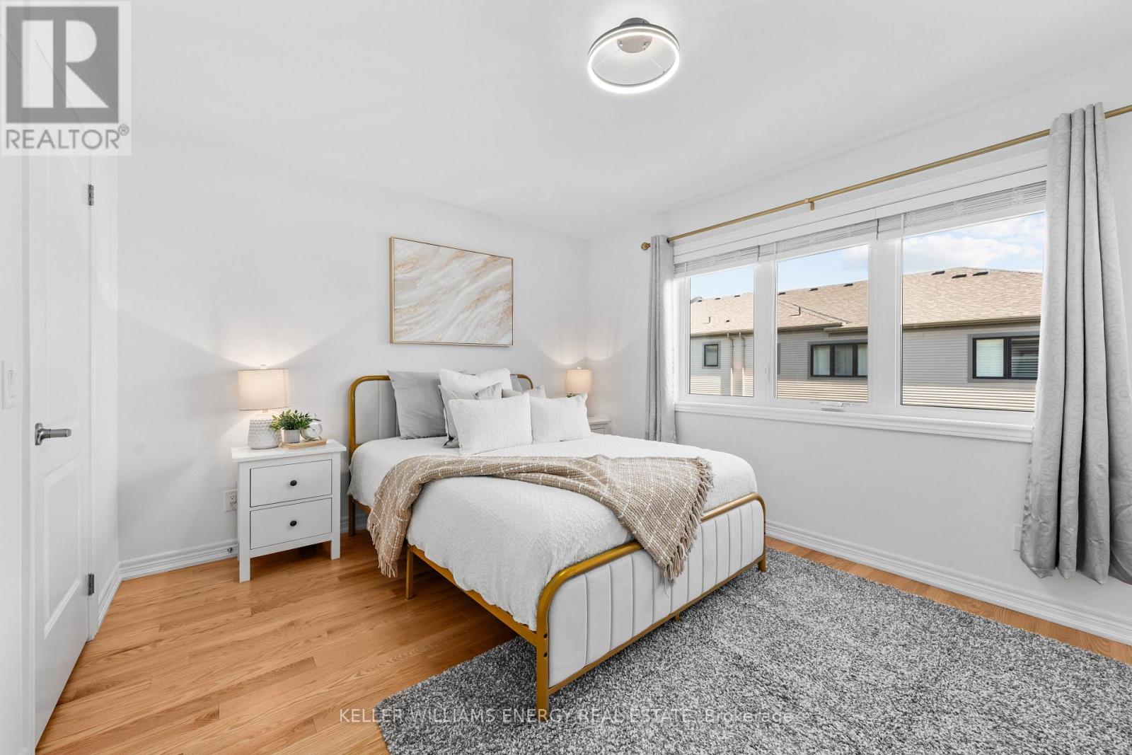 62 Sorbara Way, Whitby, Ontario  L1M 0M4 - Photo 6 - E12464775