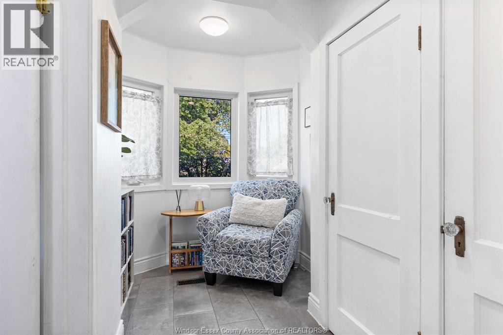 376 Lauzon, Windsor, Ontario  N8S 3L9 - Photo 9 - 25027564