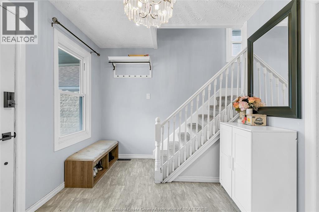 1342 Drouillard, Windsor, Ontario  N8Y 2R7 - Photo 5 - 25027544