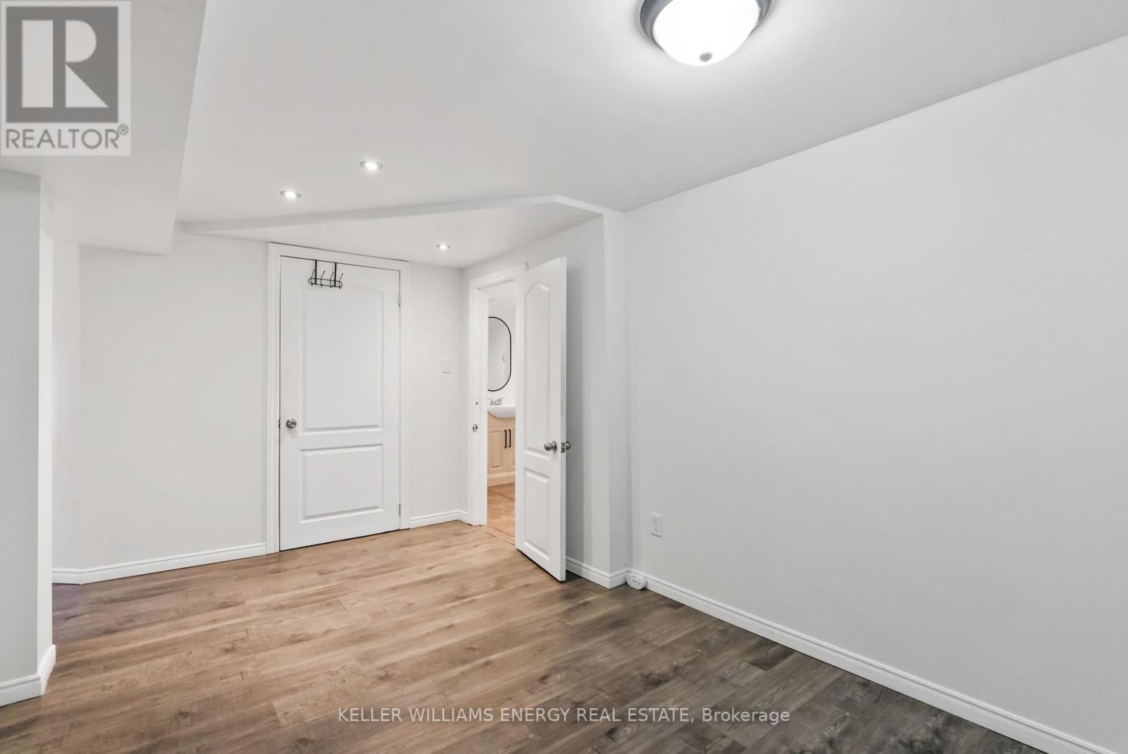 211 Severn Street, Oshawa, Ontario  L1J 6R6 - Photo 32 - E12468920