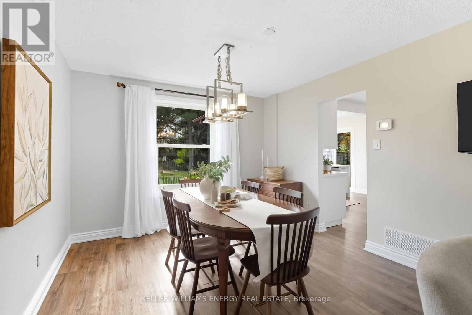 54 Canadian Oaks Drive, Whitby, Ontario  L1N 6W8 - Photo 11 - E12466047