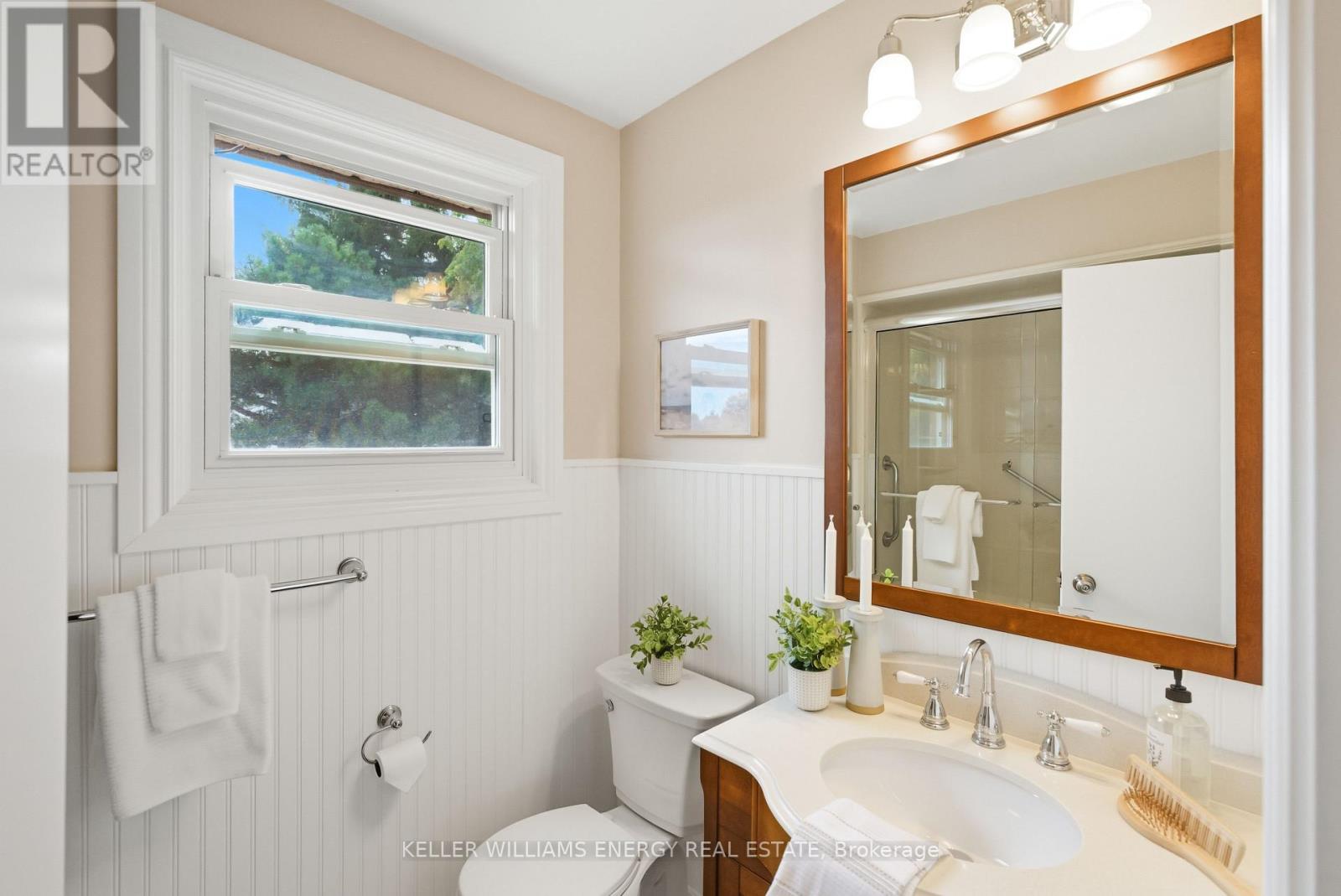 54 Canadian Oaks Drive, Whitby, Ontario  L1N 6W8 - Photo 38 - E12466047